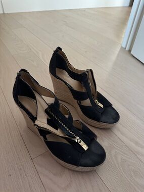 Michael Kors Black Espadrille Wedge Sandals with Gold Zipper